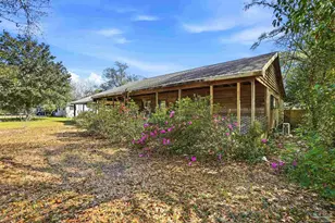 6952 Burrell Ln, Pensacola, FL 32503 - Photo 7