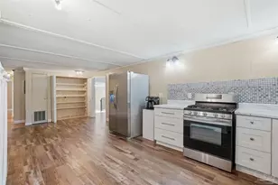 6952 Burrell Ln, Pensacola, FL 32503 - Photo 11