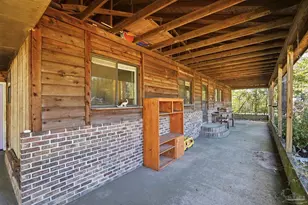 6952 Burrell Ln, Pensacola, FL 32503 - Photo 9