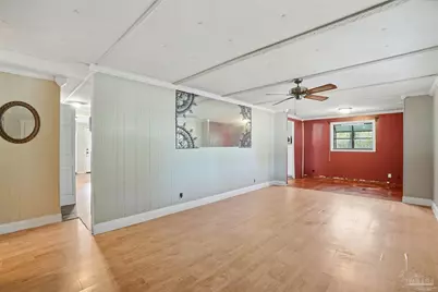 6952 Burrell Ln, Pensacola, FL 32503 - Photo 11