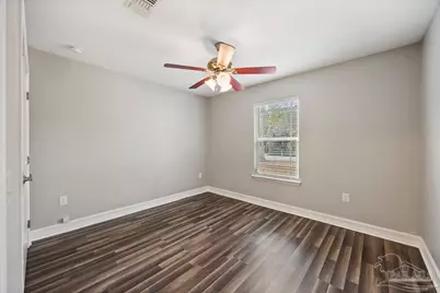 8445 Rynes Cir, Navarre, FL 32566 - Photo 13