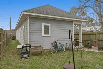 109 E Texar, Pensacola, FL 32503 - Photo 29