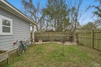109 E Texar, Pensacola, FL 32503 - Photo 31