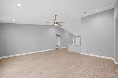 5292 Soundside Dr, Gulf Breeze, FL 32563 - Photo 17