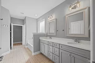 5292 Soundside Dr, Gulf Breeze, FL 32563 - Photo 23