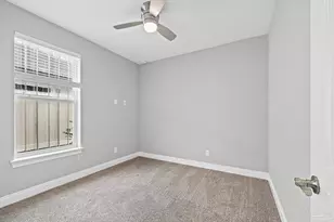 5292 Soundside Dr, Gulf Breeze, FL 32563 - Photo 33