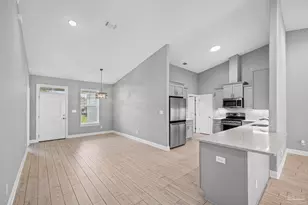 5292 Soundside Dr, Gulf Breeze, FL 32563 - Photo 9