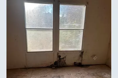 222 Vann Cir, Laurel Hill, FL 32567 - Photo 11