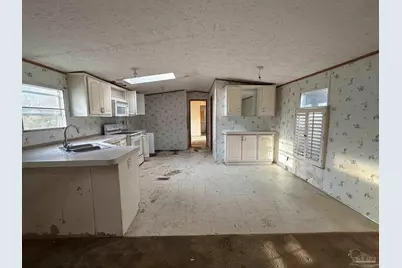 222 Vann Cir, Laurel Hill, FL 32567 - Photo 21