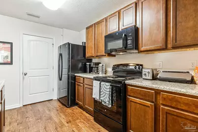 2187 Waltham St, Pensacola, FL 32505 - Photo 5