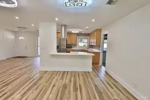 3795 Summer Dr, Pensacola, FL 32504 - Photo 11