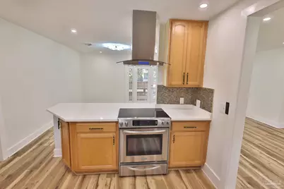 3795 Summer Dr, Pensacola, FL 32504 - Photo 9
