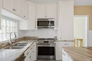 1618 W Garden St, Pensacola, FL 32502 - Photo 17