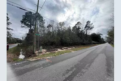 5165 San Miguel St, Milton, FL 32583 - Photo 1