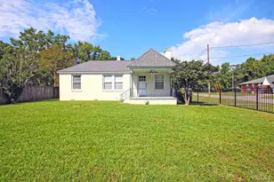 1221 E Hernandez St, Pensacola, FL 32503 - Photo 1