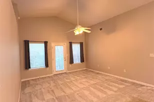 711 Marsh Harbor Dr, Mary Esther, FL 32569 - Photo 7
