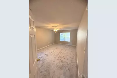 711 Marsh Harbor Dr, Mary Esther, FL 32569 - Photo 9