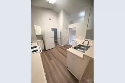 711 Marsh Harbor Dr, Mary Esther, FL 32569 - Photo 7