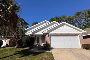 711 Marsh Harbor Dr, Mary Esther, FL 32569 - Photo 1