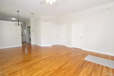 32 N Donelson St, Pensacola, FL 32502 - Photo 5