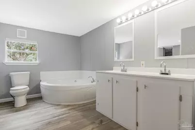 5658 Government Dr, Gulf Breeze, FL 32563 - Photo 19