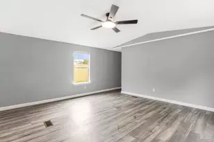 5658 Government Dr, Gulf Breeze, FL 32563 - Photo 5