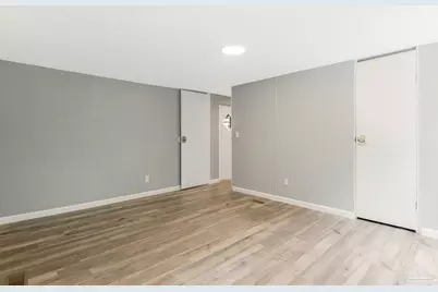 5658 Government Dr, Gulf Breeze, FL 32563 - Photo 13