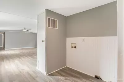 5658 Government Dr, Gulf Breeze, FL 32563 - Photo 33