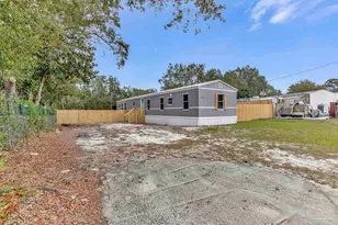 5658 Government Dr, Gulf Breeze, FL 32563 - Photo 57
