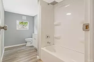 5658 Government Dr, Gulf Breeze, FL 32563 - Photo 21