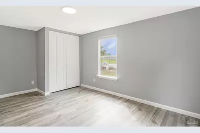 5658 Government Dr, Gulf Breeze, FL 32563 - Photo 27