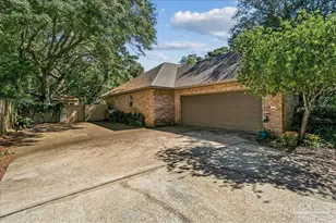 2437 W Bayshore Rd, Gulf Breeze, FL 32563 - Photo 35