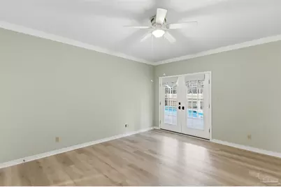 2437 W Bayshore Rd, Gulf Breeze, FL 32563 - Photo 23