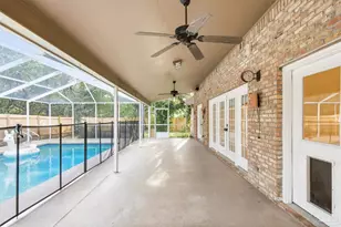 2437 W Bayshore Rd, Gulf Breeze, FL 32563 - Photo 37