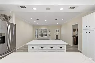 2437 W Bayshore Rd, Gulf Breeze, FL 32563 - Photo 19