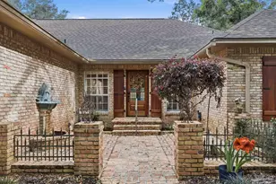 2437 W Bayshore Rd, Gulf Breeze, FL 32563 - Photo 45