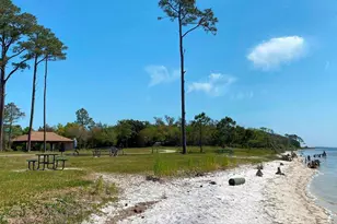 2437 W Bayshore Rd, Gulf Breeze, FL 32563 - Photo 67