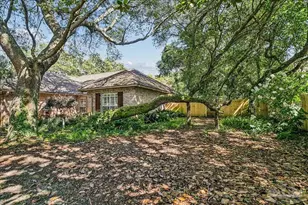 2437 W Bayshore Rd, Gulf Breeze, FL 32563 - Photo 59
