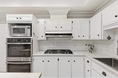 2437 W Bayshore Rd, Gulf Breeze, FL 32563 - Photo 15