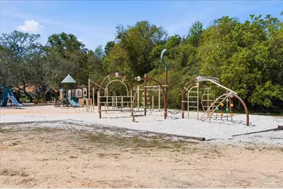 2437 W Bayshore Rd, Gulf Breeze, FL 32563 - Photo 59