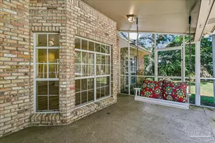 2437 W Bayshore Rd, Gulf Breeze, FL 32563 - Photo 29
