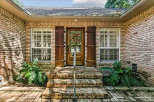 2437 W Bayshore Rd, Gulf Breeze, FL 32563 - Photo 41