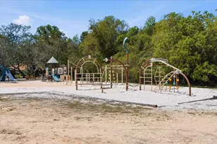 2437 W Bayshore Rd, Gulf Breeze, FL 32563 - Photo 57