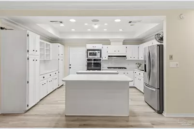 2437 W Bayshore Rd, Gulf Breeze, FL 32563 - Photo 13