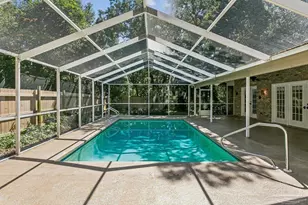 2437 W Bayshore Rd, Gulf Breeze, FL 32563 - Photo 47