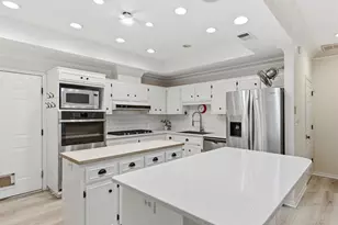 2437 W Bayshore Rd, Gulf Breeze, FL 32563 - Photo 3