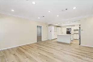 2437 W Bayshore Rd, Gulf Breeze, FL 32563 - Photo 11