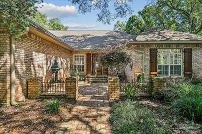 2437 W Bayshore Rd, Gulf Breeze, FL 32563 - Photo 9