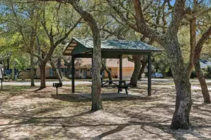 2437 W Bayshore Rd, Gulf Breeze, FL 32563 - Photo 37