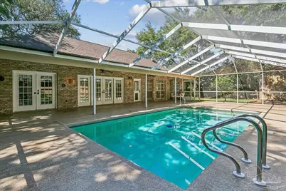 2437 W Bayshore Rd, Gulf Breeze, FL 32563 - Photo 31